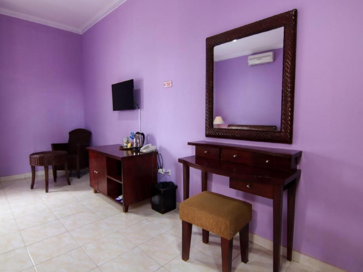 Hotel Signature Mandala Kencana Cianjur Exterior photo