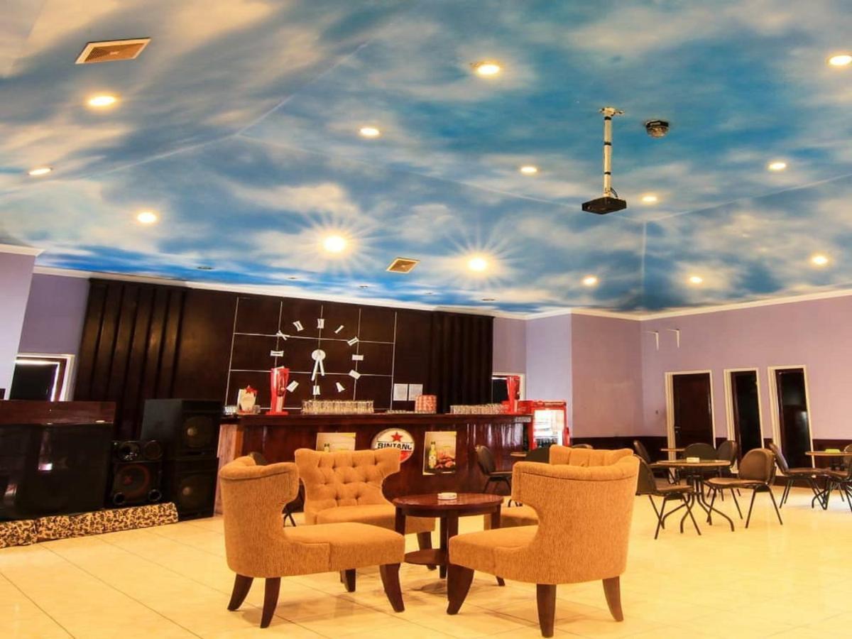 Hotel Signature Mandala Kencana Cianjur Exterior photo